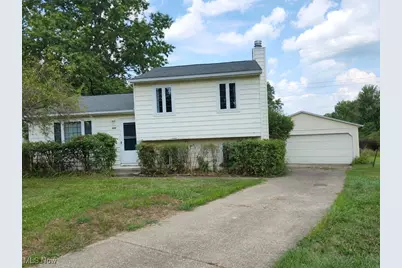 668 Westbrook Court, Ravenna, OH 44266 - Photo 2