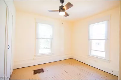 209 Elm Street, Belpre, OH 45714 - Photo 30