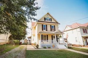 209 Elm St, Belpre, OH 45714 - Photo 2