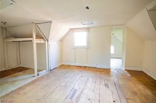 209 Elm St, Belpre, OH 45714 - Photo 32