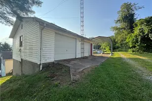 316 Dorer Ave, Bellaire, OH 43906 - Photo 4