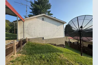 316 Dorer Avenue, Bellaire, OH 43906 - Photo 6