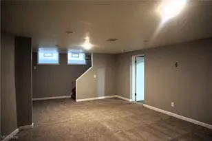 3710 Strandhill Rd, Huber Heights, OH 44122 - Photo 16