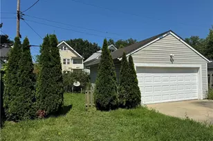 10404 Joan Ave, Loveland, OH 44111 - Photo 4