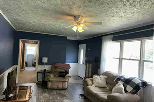 675 E 8th St, Salem, OH 44460 - Photo 4