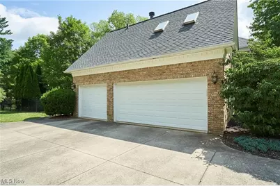 3721 Sanctuary Drive, Bath, OH 44333 - Photo 40