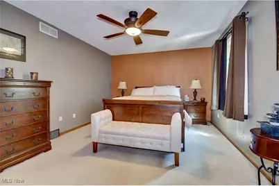 247 Kent Circle NE, New Philadelphia, OH 44663 - Photo 14