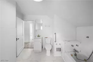 148 St Louis Ave, Youngstown, OH 44507 - Photo 8