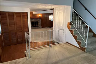 1354 Independence Cir SE, New Philadelphia, OH 44663 - Photo 4