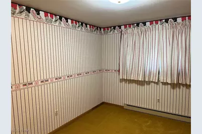 1354 Independence Circle SE, New Philadelphia, OH 44663 - Photo 8