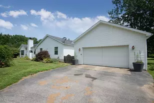 4594 Center Rd, Andover, OH 44003 - Photo 38