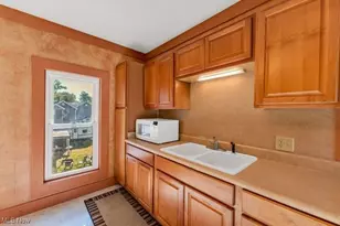 112 Vine St, Wellington, OH 44090 - Photo 34