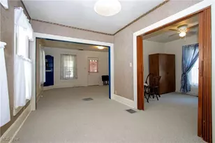 219 W Washington St, Ashland, OH 44805 - Photo 8