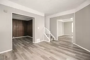 2124 W 101st St, Loveland, OH 44102 - Photo 4