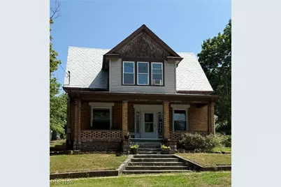 492 N Ellsworth Avenue, Salem, OH 44460 - Photo 1