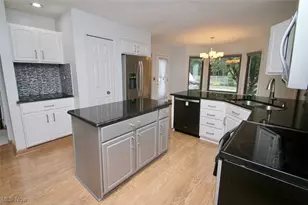 2155 Ridgebury Dr, Painesville Twp, OH 44077 - Photo 16