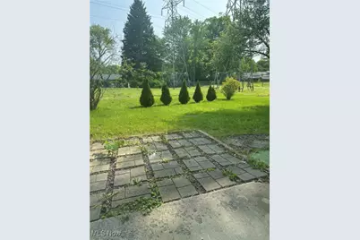 3917 S Schenley Avenue, Youngstown, OH 44511 - Photo 12