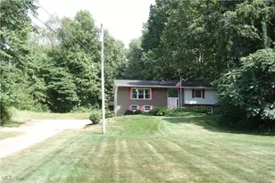 4943 Mayfair Rd, Green, OH 44720 - Photo 2