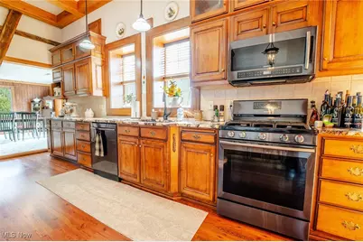 5593 Hudson Drive SW, Navarre, OH 44662 - Photo 10