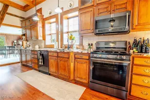 5593 Hudson Dr SW, Navarre, OH 44662 - Photo 10