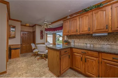 986 S Azalea Boulevard, Barberton, OH 44203 - Photo 26
