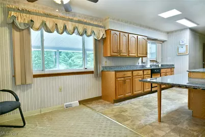 2566 Warren Burton Road, Worthington, OH 44470 - Photo 10