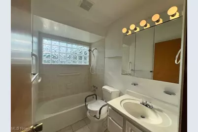 701 E 315th Street, Willowick, OH 44095 - Photo 14