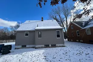 6926 MacKenzie Rd, Olmsted Falls, OH 44138 - Photo 4