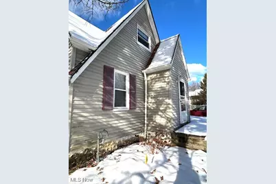 6926 Mackenzie Road, Olmsted Falls, OH 44138 - Photo 2