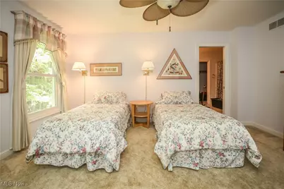 831 Meadowbrook Drive, Aurora, OH 44202 - Photo 26