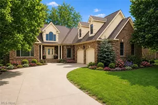 9 Henderson Ln, Williamstown, WV 26187 - Photo 2