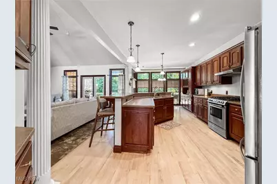 9 Henderson Lane, Williamstown, WV 26187 - Photo 8