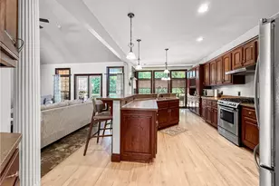 9 Henderson Ln, Williamstown, WV 26187 - Photo 8