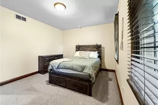 9 Henderson Ln, Williamstown, WV 26187 - Photo 24