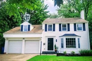 1231 Hereford Rd, Cleveland Heights, OH 44118 - Photo 2