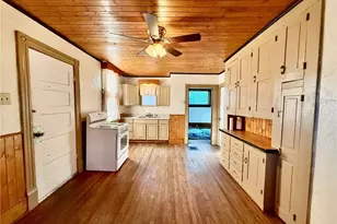 377 N Market St, East Palestine, OH 44413 - Photo 12