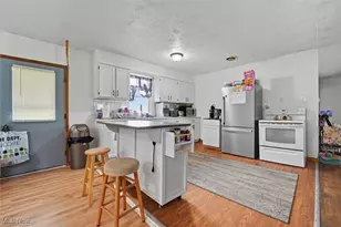 13137 Old State Rd, Huntsburg, OH 44046 - Photo 10