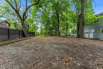 668 Sherman Street, Akron, OH 44311 - Photo 18
