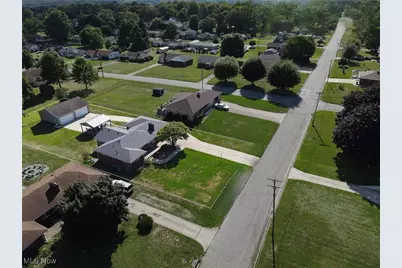 461 Park Drive, Campbell, OH 44405 - Photo 2