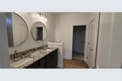 3621 Great Windsor Lane, Green, OH 44685 - Photo 14