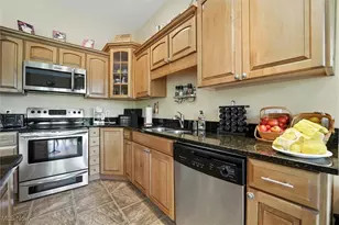 1437 Lake Vue Dr, Roaming Shores, OH 44085 - Photo 6