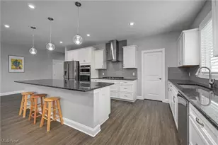 1343 Skyland Falls Blvd, Hinckley, OH 44233 - Photo 14