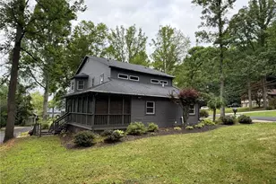 9156 Cherry Ln NE, Mineral City, OH 44656 - Photo 46