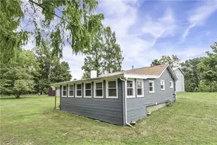 7390 Chestnut St, Chippewa Lake, OH 44215 - Photo 4