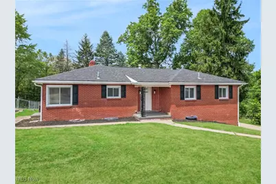 449 Westwood Drive, Steubenville, OH 43953 - Photo 1