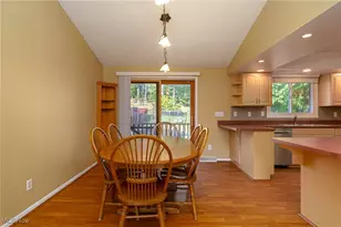 6650 Parkgate Oval, Green Hills, OH 44131 - Photo 6