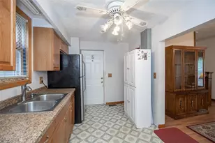 1855 Washington Ave, Lorain, OH 44052 - Photo 14