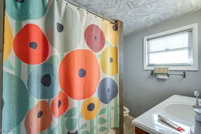 447 Cuyahoga Street, Akron, OH 44310 - Photo 14