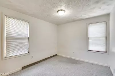 447 Cuyahoga Street, Akron, OH 44310 - Photo 16