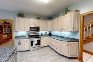 35005 Lisle Ct, Willoughby, OH 44094 - Photo 8